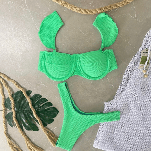 #MP034 - MENINA FILE